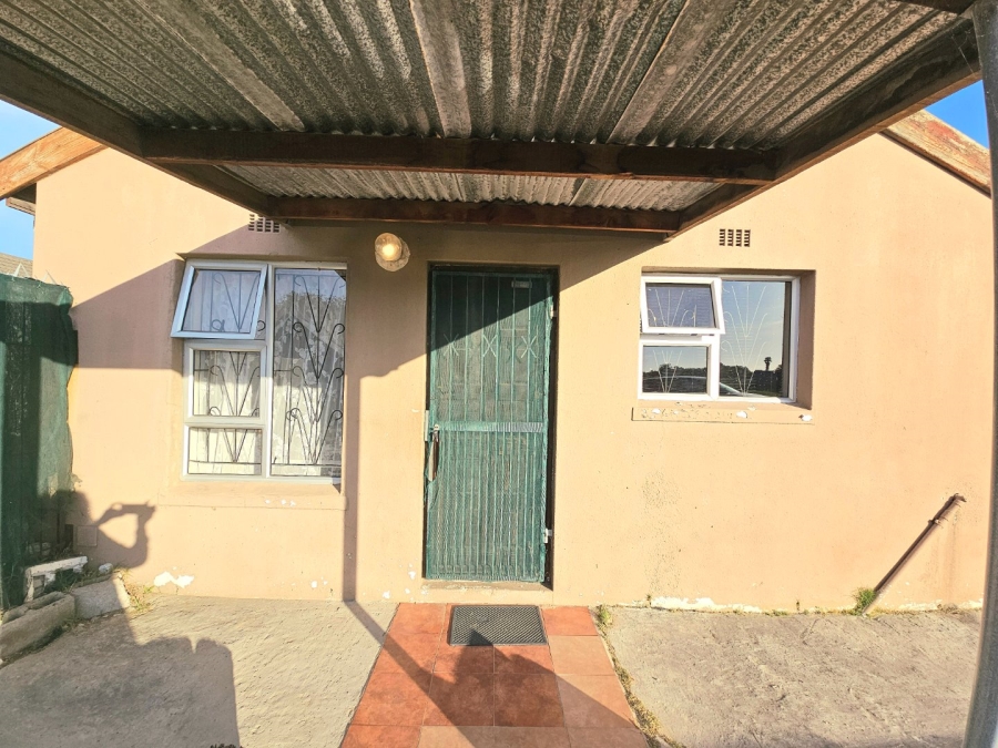 2 Bedroom Property for Sale in Beverly Park Western Cape